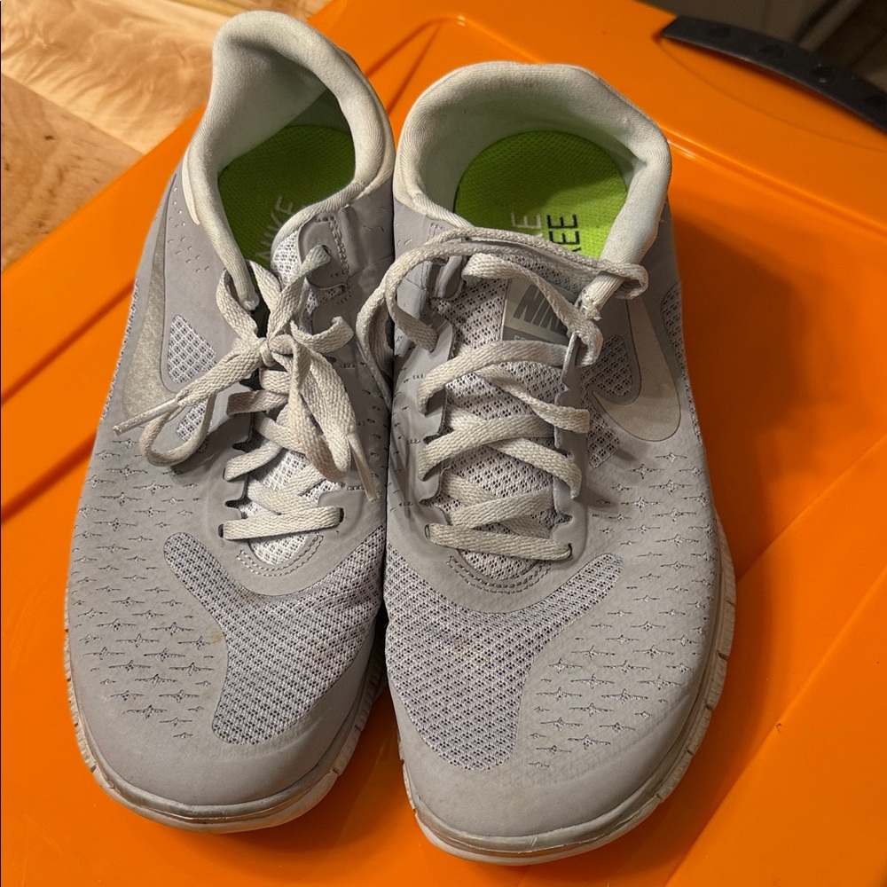 Nike Gray Mesh Athletic Shoes